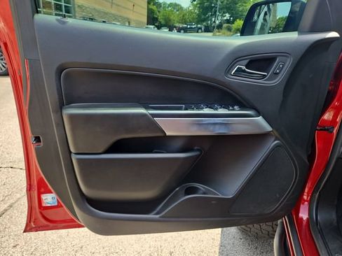 Used 2022 Chevrolet Colorado ZR2 AWD/4WD image 14