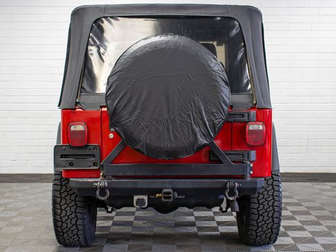 Used 2004 Jeep Wrangler Unlimited image 4