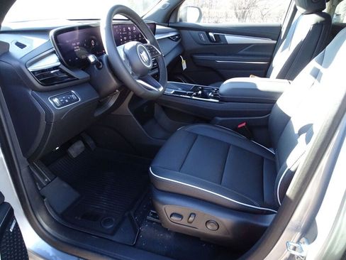 New 2025 Buick Enclave Preferred w/ LPO, Floor Liner Package image 30