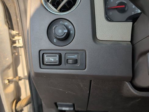 Used 2010 Ford F150 XLT AWD/4WD image 24