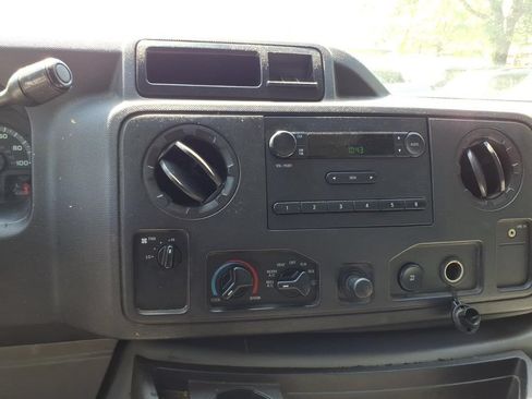 Used 2012 Ford E-350 and Econoline 350 Extended Super Duty RWD image 10