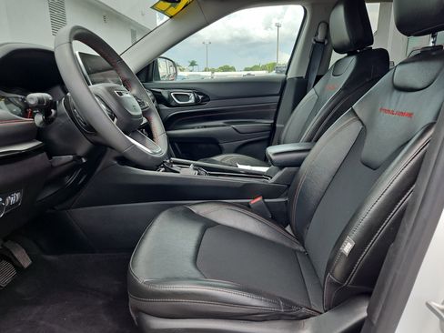 Used 2022 Jeep Compass Trailhawk image 14