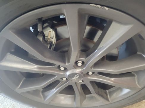 Used 2019 Ford Explorer XLT w/ Equipment Group 202A FWD image 31