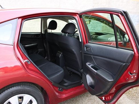 Used 2015 Subaru Impreza 2.0i AWD/4WD image 6