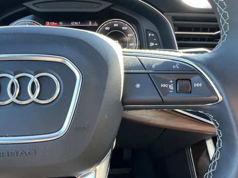 Certified 2025 Audi Q7 2.0T Premium Plus w/ Premium Plus Package image 20