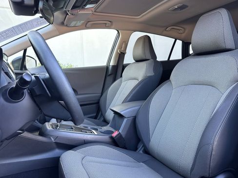Used 2024 Subaru Crosstrek 2.0i Premium AWD/4WD image 5