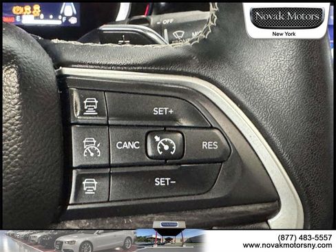 Used 2022 Jeep Grand Cherokee L Limited image 20