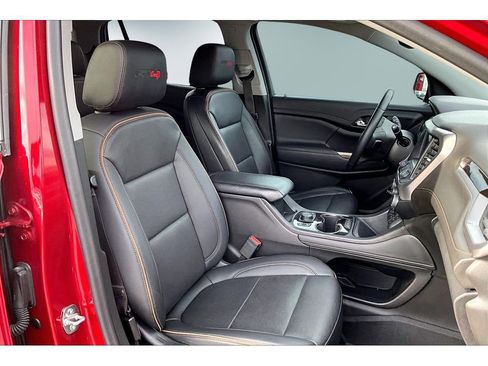 Used 2023 GMC Acadia AT4 image 29