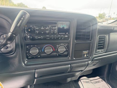 Used 2002 Chevrolet Silverado 1500 LS RWD image 11