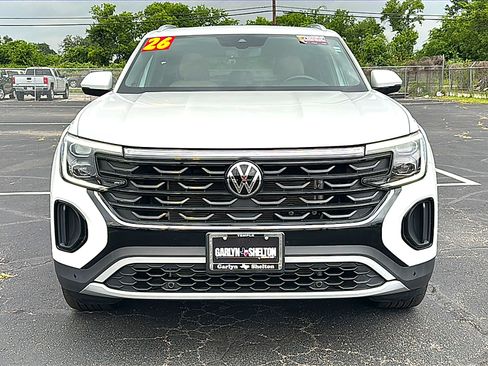 Used 2026 Volkswagen Atlas Cross Sport SE FWD image 11