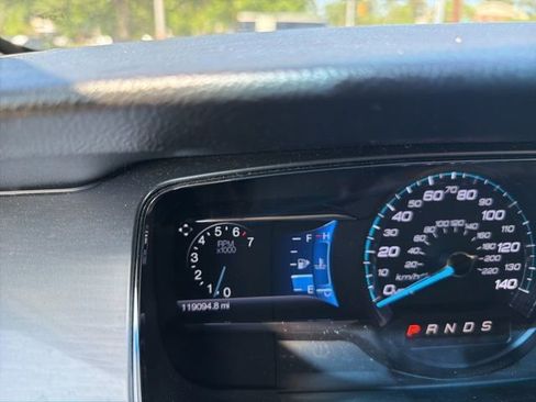 Used 2014 Ford Taurus SEL w/ Equipment Group 201A image 12