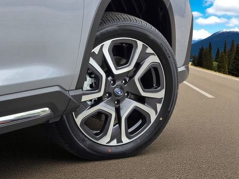 New 2025 Subaru Ascent Touring w/ Popular Package #2 image 8