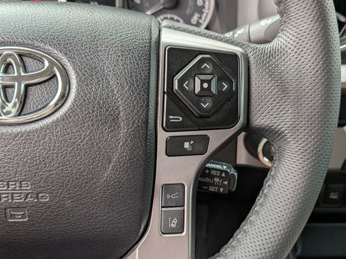 Used 2023 Toyota Tacoma SR5 RWD image 21