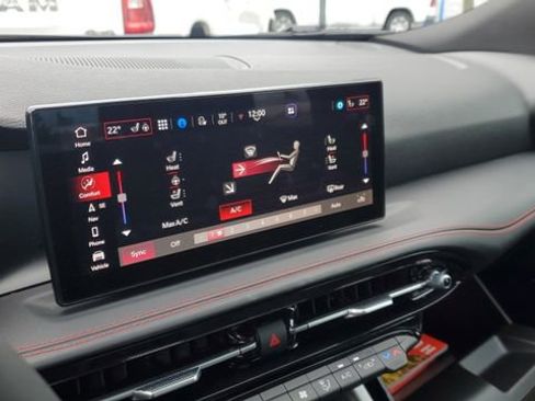 Certified 2024 Dodge Hornet GT w/ GT Blacktop Package image 17