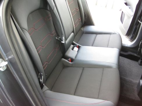 Used 2022 Kia Forte GT image 27