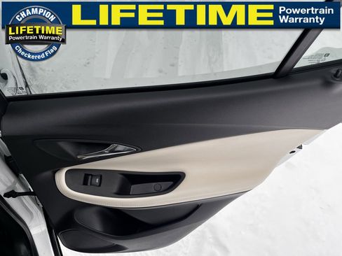 Used 2023 Buick Encore GX Select image 31