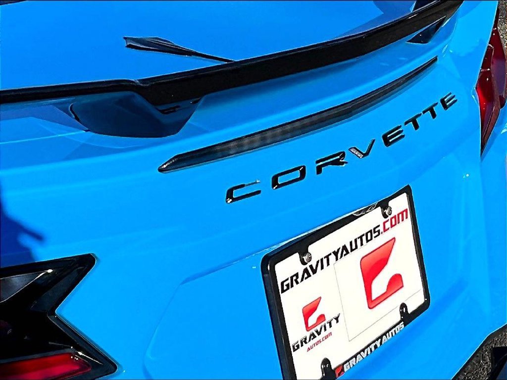 Used 2021 Chevrolet Corvette Stingray Preferred Cpe w/ Z51 Performance Package RWD image 23