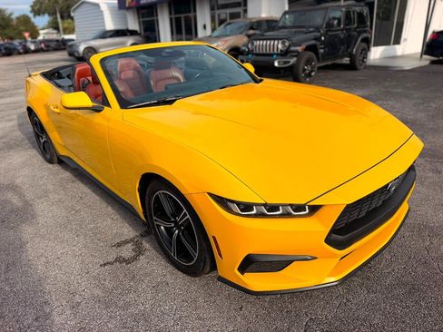 Used 2024 Ford Mustang Premium RWD image 5