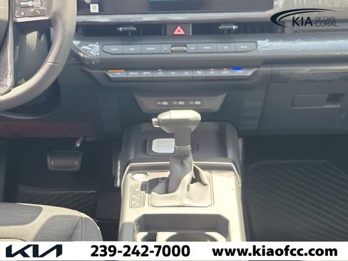 New 2027 Kia Seltos S FWD image 18
