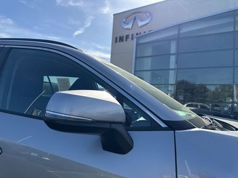 Used 2023 Toyota RAV4 XLE AWD/4WD image 21