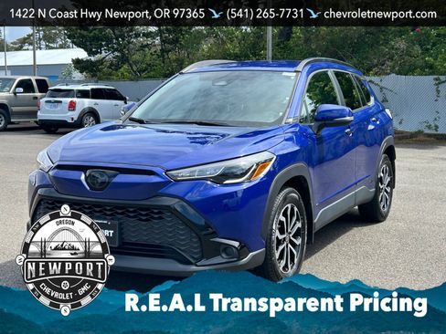 Used 2024 Toyota Corolla Cross AWD Hybrid image 3