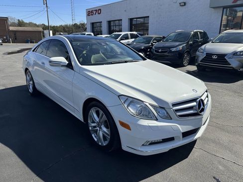 Used 2010 Mercedes-Benz E 350 Coupe image 3
