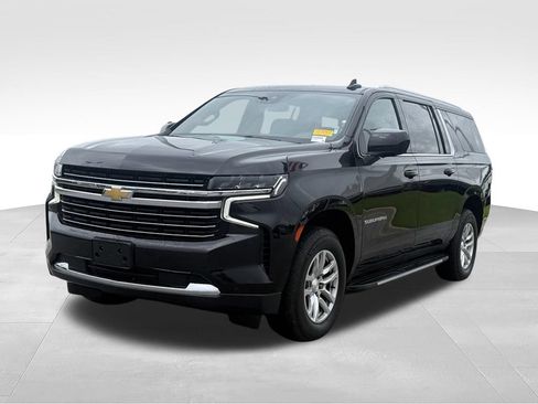 Used 2023 Chevrolet Suburban LT AWD/4WD image 1