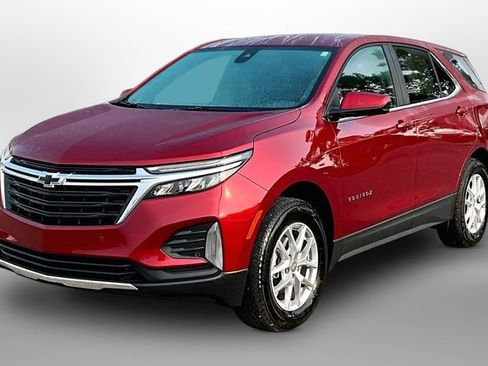 Used 2024 Chevrolet Equinox LT w/ LPO, Floor Liner Package AWD/4WD image 3