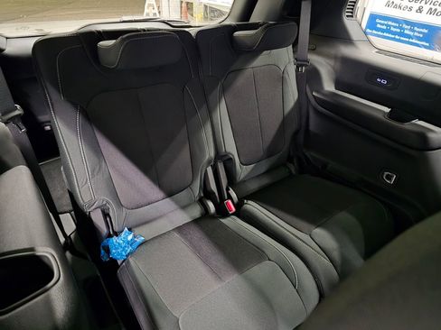 New 2025 Jeep Grand Cherokee L Laredo w/ Luxury Tech Group I image 32