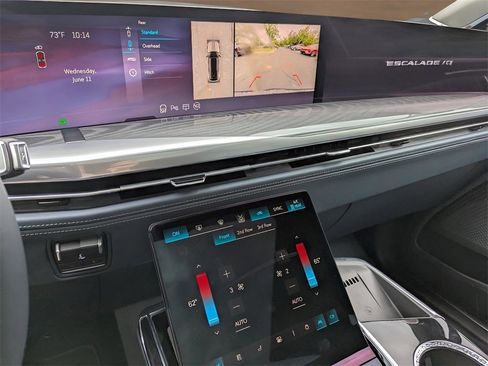 New 2025 Cadillac Escalade IQ Luxury 2 image 10