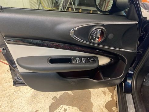 Used 2021 MINI Cooper Clubman S w/ Driver Assistance Package image 12