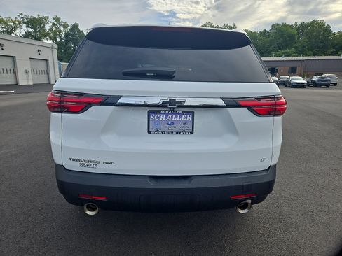 Used 2023 Chevrolet Traverse LT AWD/4WD image 5
