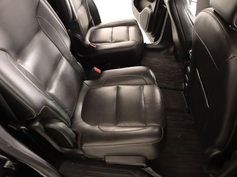 Used 2017 GMC Acadia SLT image 15