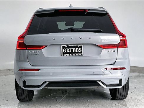 New 2026 Volvo XC60 B5 Core AWD/4WD image 5
