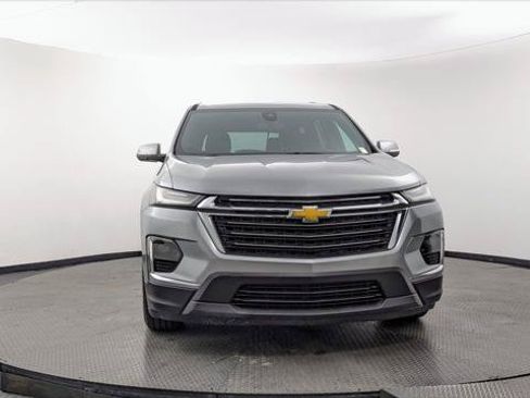 Used 2023 Chevrolet Traverse LT FWD image 12