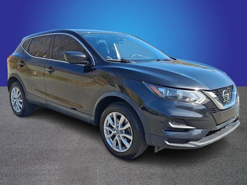 Used 2021 Nissan Rogue Sport S image 3