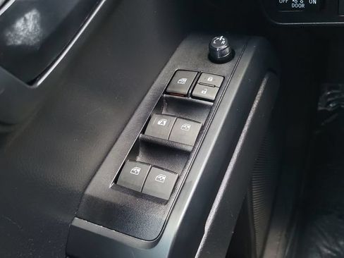 Certified 2023 Toyota Tacoma SR AWD/4WD image 18