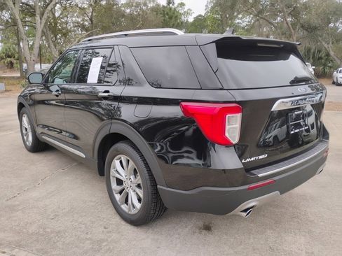 Used 2023 Ford Explorer Limited w/ Equipment Group 301A image 7