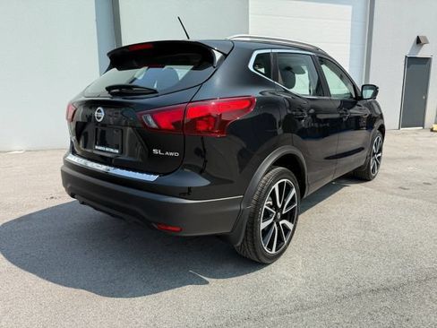 Used 2017 Nissan Rogue Sport SL w/ SL Premium Package AWD/4WD image 7