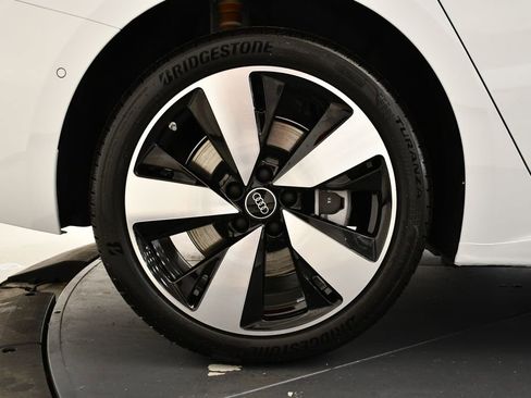 Used 2025 Audi A5 2.0T Premium Plus w/ Premium Plus image 15