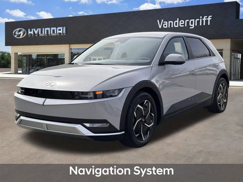 Certified 2023 Hyundai Ioniq 5 SE image 2