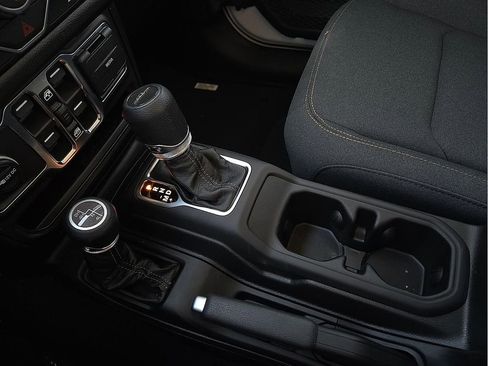 New 2026 Jeep Gladiator Sport AWD/4WD image 20