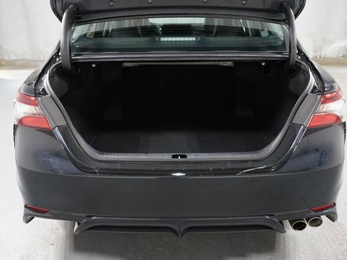 Used 2022 Toyota Camry SE FWD image 32