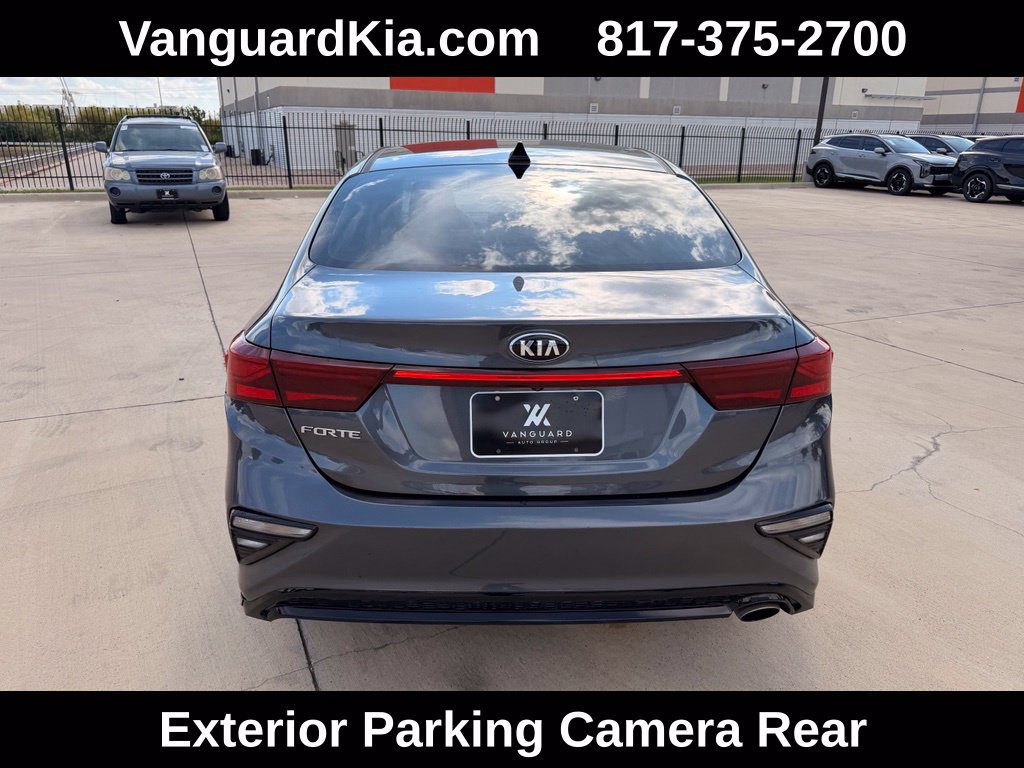 Used 2020 Kia Forte LXS FWD image 3