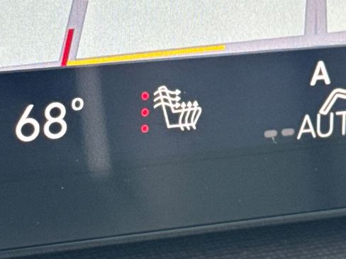 New 2026 Buick Enclave Sport Touring w/ Power Package image 18