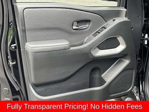 Used 2024 Nissan Frontier SV w/ SV Convenience Package AWD/4WD image 23