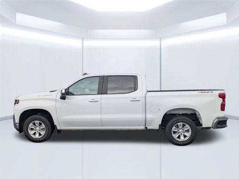 Used 2021 Chevrolet Silverado 1500 LT w/ Safety Package AWD/4WD image 2