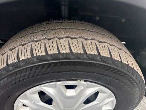 Used 2024 Ford Transit 250 Low Roof w/ Exterior Upgrade Package image 25