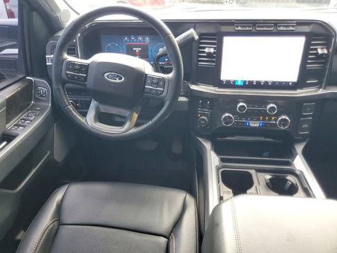 Used 2024 Ford F250 Lariat w/ Black Appearance Package AWD/4WD image 16