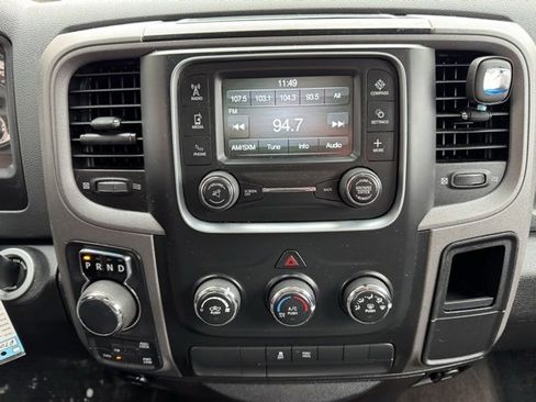 Used 2014 RAM 1500 Express image 19